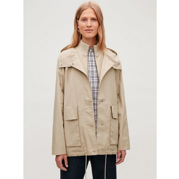 COS Jackets & Blazers - COS cotton light jacket with hood, two pockets in beige. Oversized. Size S.